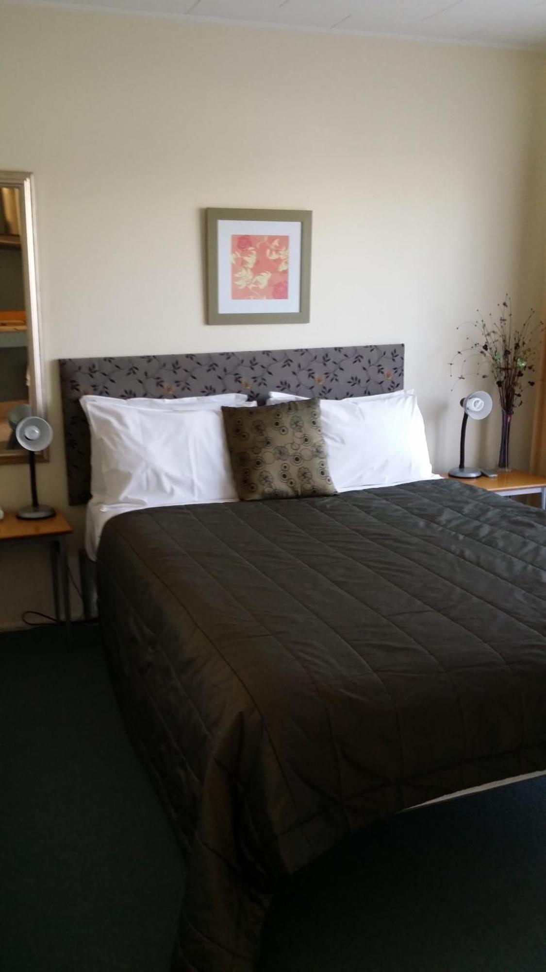 Bella Tuscany Motor Lodge เนเปียร์ ห้อง รูปภาพ