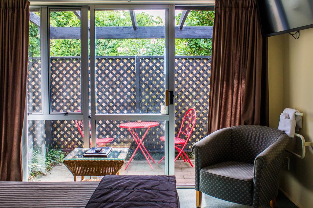 Bella Tuscany Motor Lodge เนเปียร์ ภายนอก รูปภาพ