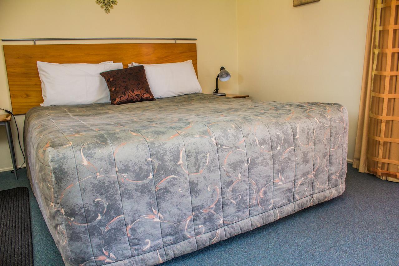 Bella Tuscany Motor Lodge เนเปียร์ ภายนอก รูปภาพ